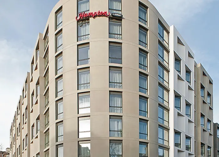 Hampton By Hilton London Waterloo Hotel