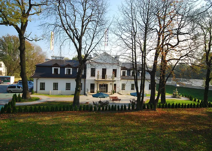 Hotel Dwor Kosciuszko Krasków