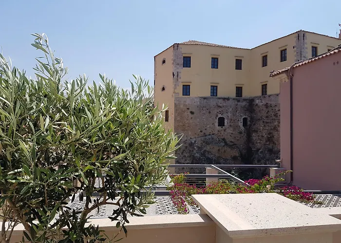 Ambassadors Residence Boutique Hotel Khania