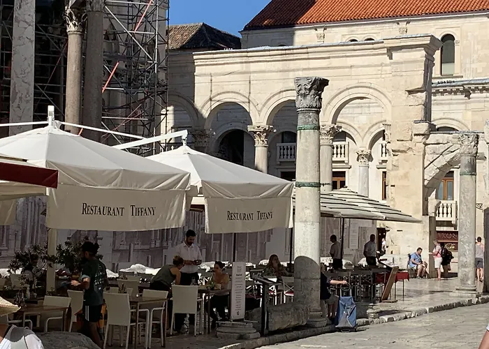 La Porta Luxury Rooms Split