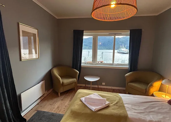 Sognefjord Gjesteheim Vangsnes