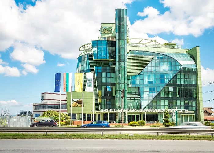 Earth & People Hotel & Spa - Free Parking & Swimming Pool Sofia
