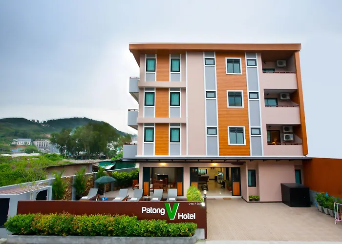 Patong Pool House Aparthotel