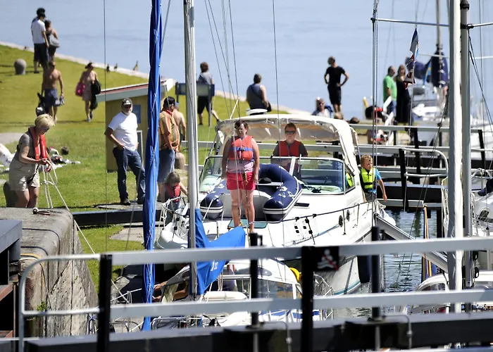 Bergs Slussar Vandrarhem&Stugor Vreta kloster