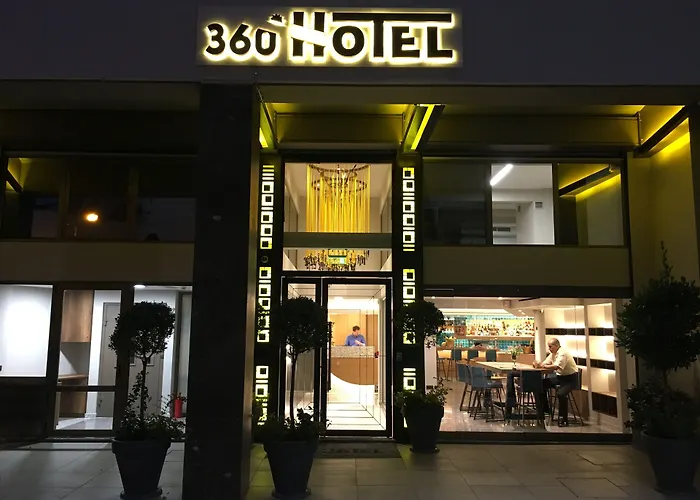 360 Degrees Hotell Aten