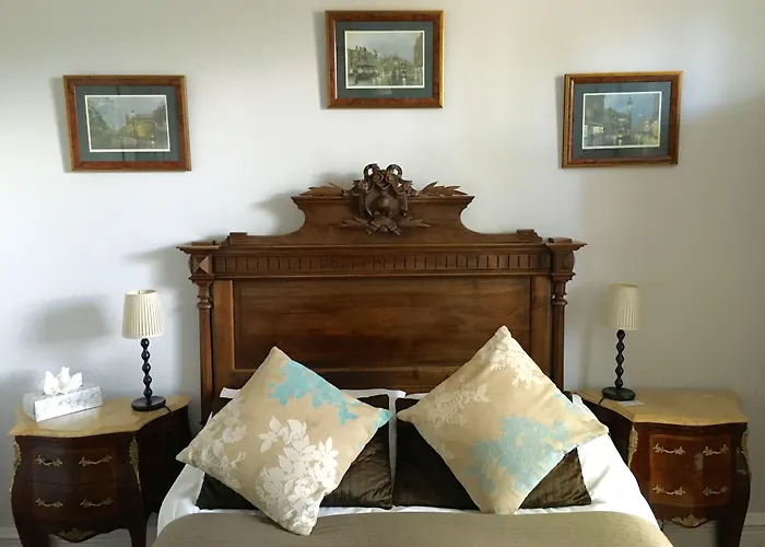 The Alamo Guest House Glasgow