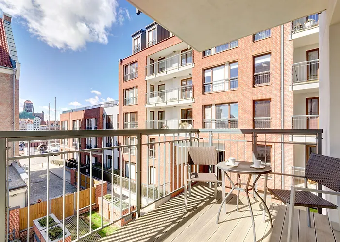 Dom & House - Apartments Szafarnia Gdańsk