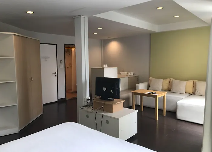 Urban House Hotell Bangkok