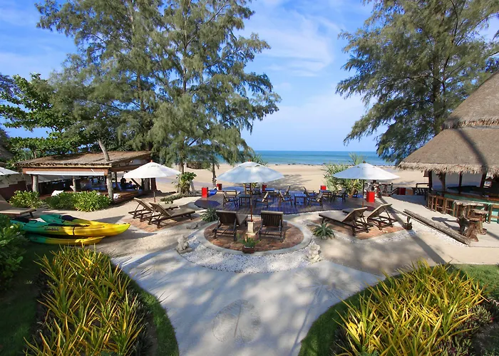 Lanta Castaway Beach Resort Ko Lanta