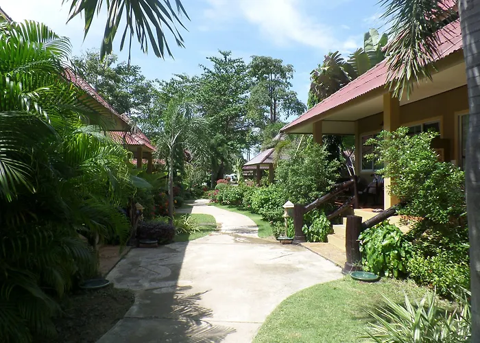 Lanta Castaway Beach Resort Ko Lanta