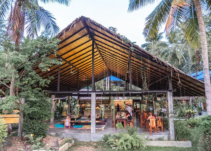 Wonderland Healing Center Hotell Ko Pha Ngan