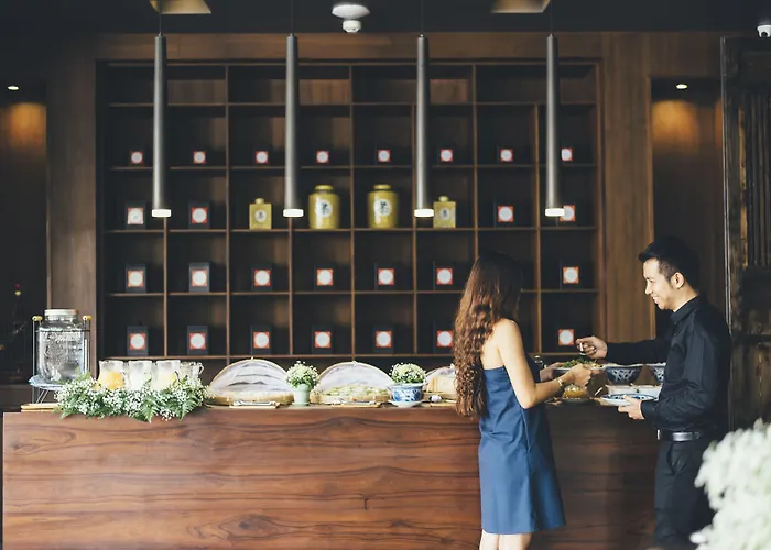 Marine Beach Hotel Pattaya - Sha Plus Haat Jomtien