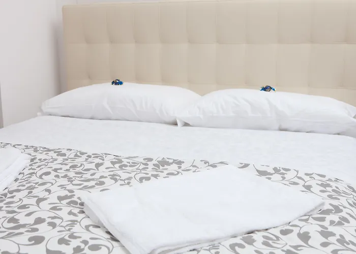 Le Tre Lune Suites Florens