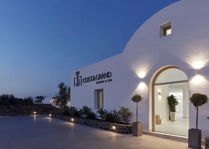 Costa Grand Resort & Spa Kamári