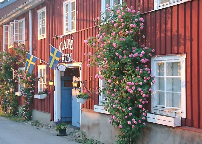 Garvaregården Hotel , B&B och Café Askersund