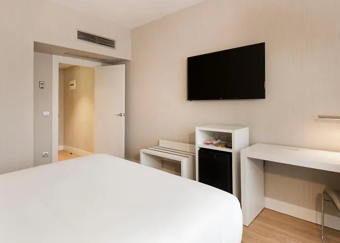 Nh Madrid Chamberi Hotell