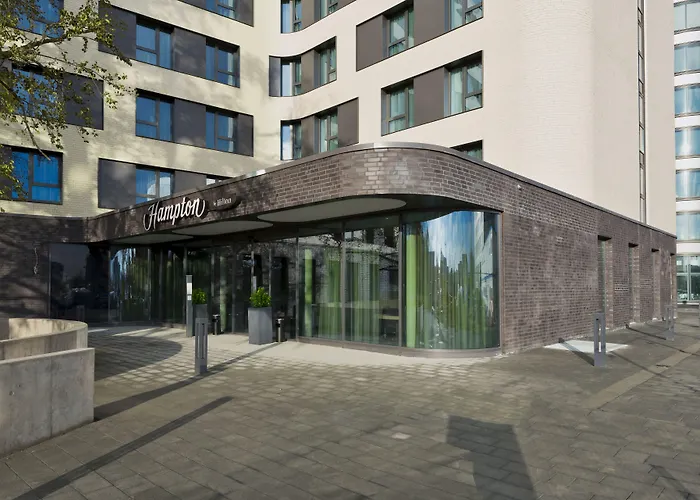 Hampton By Hilton Frankfurt Airport Hotell Frankfurt am Main