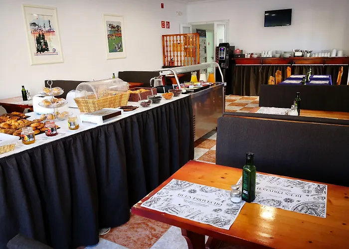 Hotell4U Miranda - Adults Only