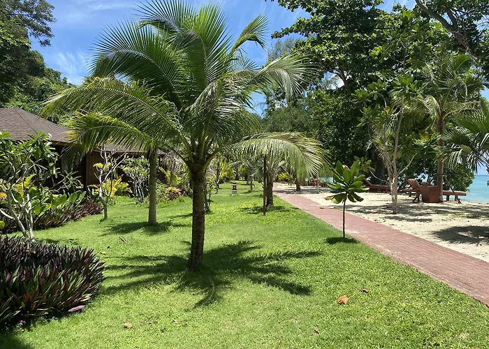 Mali Kradan Hotell