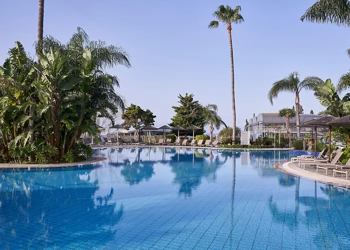 Atlantica Bay - Adults Only Hotell Limassol