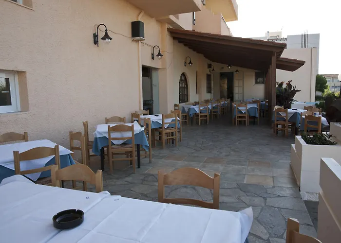 Albatross Hotel Maleme