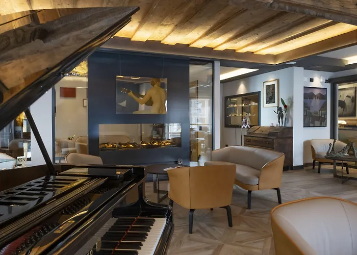 Locanda Degli Artisti Art Hotel Canazei