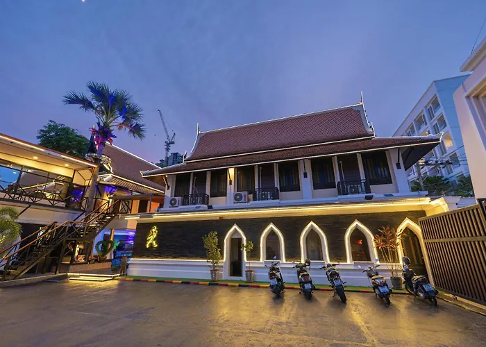 Climax Berlin Hotell Pattaya