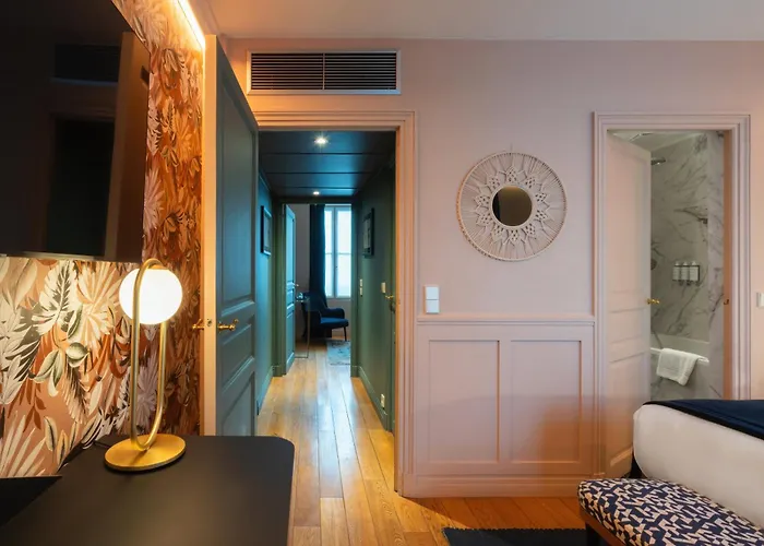 Le Stendhal - Vendome Paris