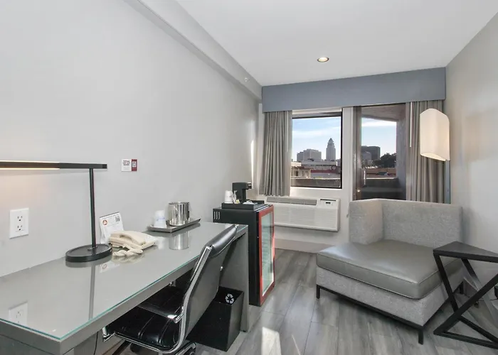 Aiden Los Angeles Downtown Dragon Gate Inn