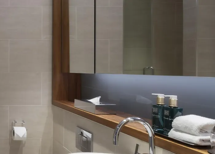 Clayton Hotel London Wall