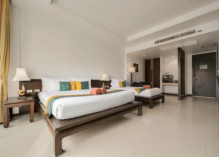 Baan Karonburi Resort