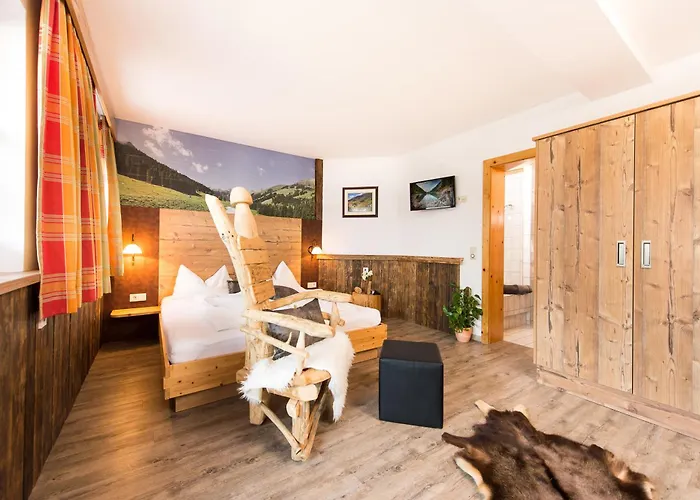 Hotel Astrid Mit Panoramapool & Inklusive Jokercard Saalbach-Hinterglemm