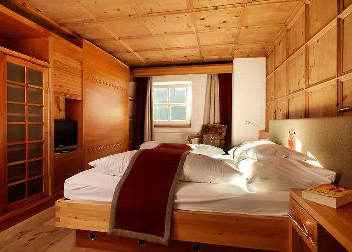 Hotel Goldener Adler - Im Sommer Silvretta Premium Card Inkludiert Ischgl