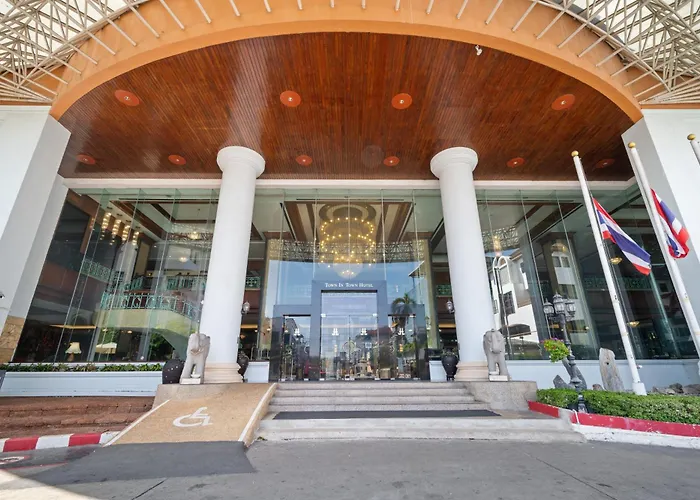 Town In Town Hotel Bangkok