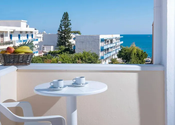 Golden Sun City Center Apts Hersonissos 