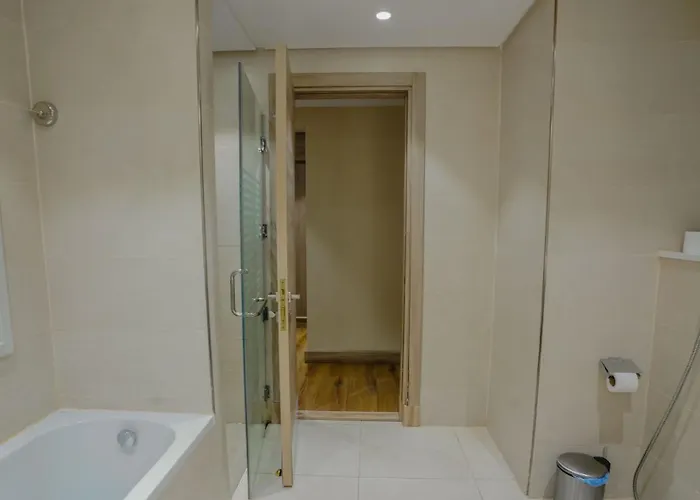 فندق رؤيا الاندلس النخبة - Roaya Alandalus Elite Hotel Medina
