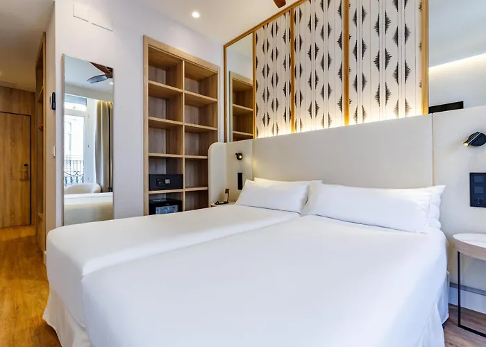 Petit Palace Plaza De La Reina Valencia