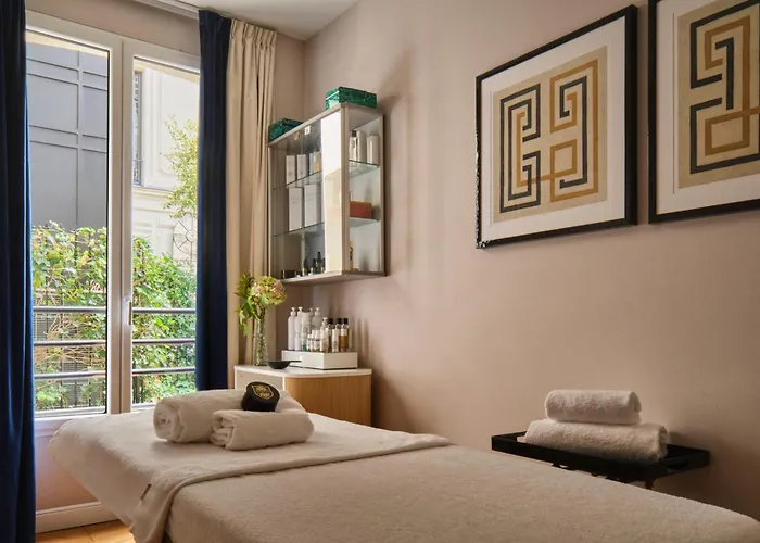 Lord Byron Hotell Paris