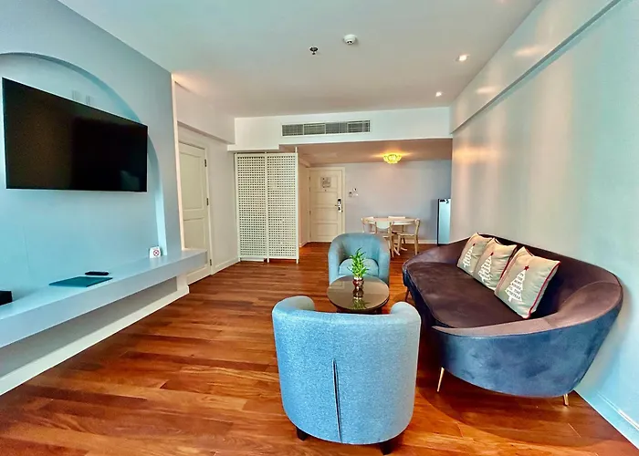 Jomtien Palm Beach Hotel&Resort - SHA Extra Plus