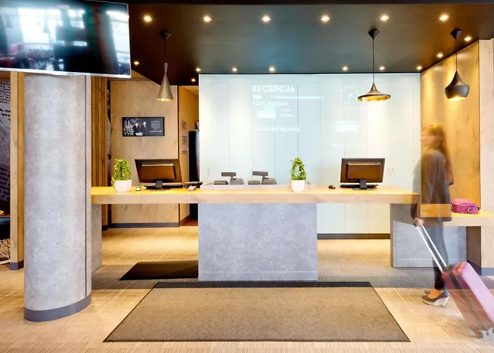 Ibis Warszawa Ostrobramska Hotell