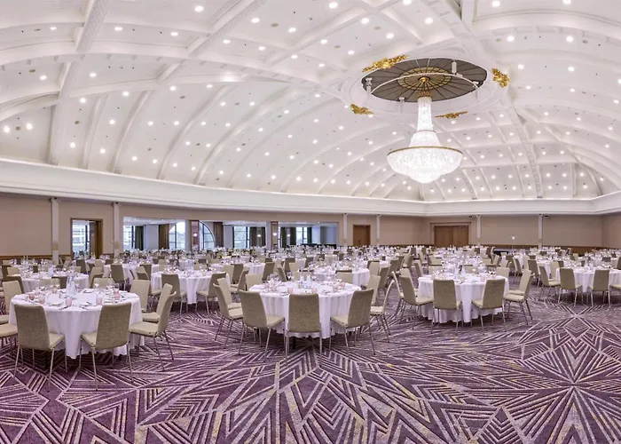 Hilton Antwerp Old Town Hotell