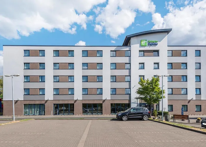 Holiday Inn Express Cologne Muelheim By Ihg