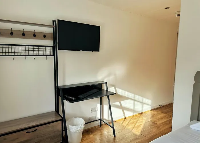 Somerset Hotel Baker Street London