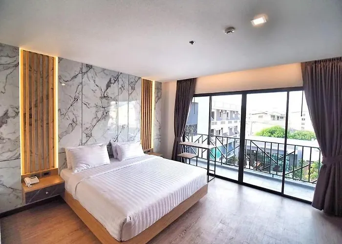 Sleep With Me Pattaya Hotell