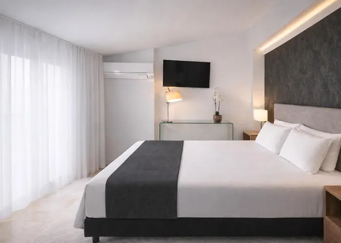 Abril Nerja Hotell