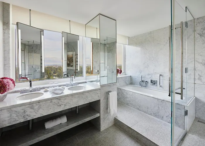 Royal Lancaster London Hotel