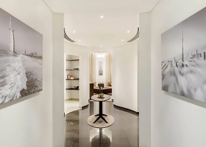 Adagio Premium Dubai Al Barsha Aparthotel