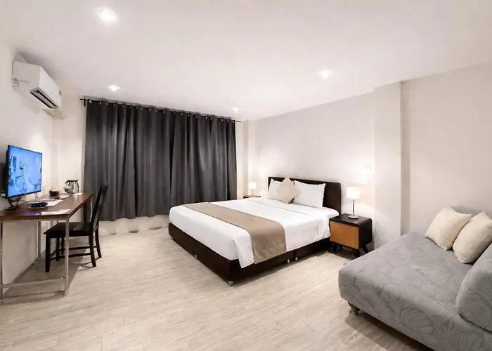 Studio F Sukhumvit Bangkok