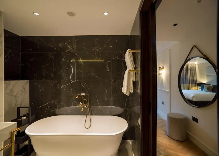 The Guardsman - Preferred Hotels And Resorts London