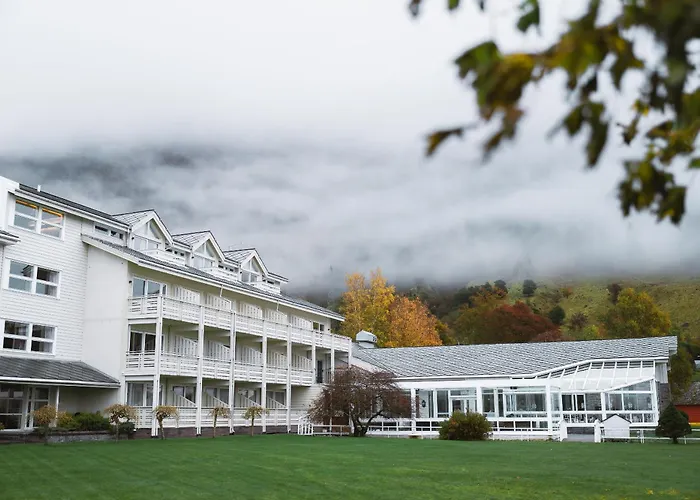 Rosendal Fjordhotel